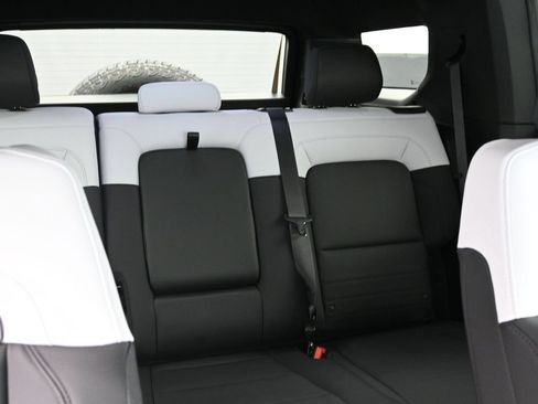 Used 2025 GMC Hummer EV 2X AWD/4WD image 13