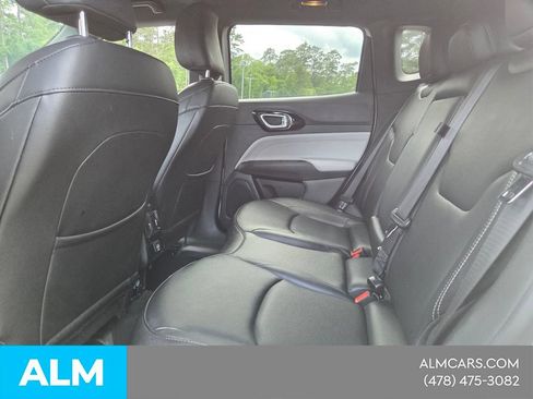 Used 2025 Jeep Compass Limited AWD/4WD image 6