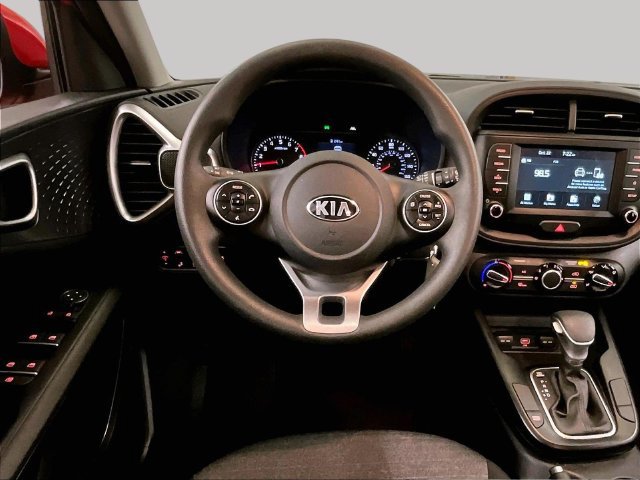 Used 2021 Kia Soul S FWD image 5