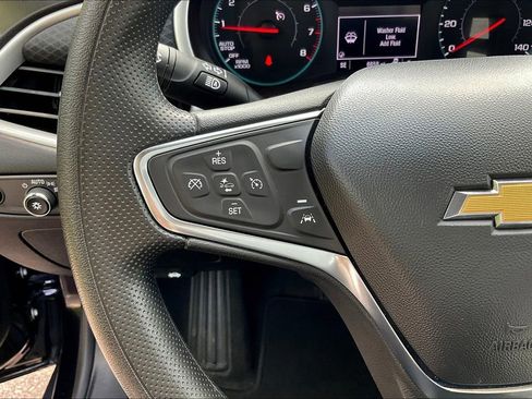 Used 2025 Chevrolet Malibu LT image 26