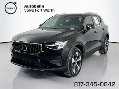 New 2025 Volvo XC40 B5 Core w/ Protection Package Premier