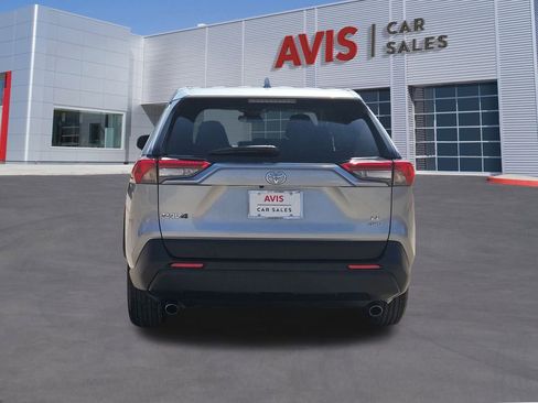 Used 2025 Toyota RAV4 LE image 5