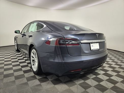 Used 2019 Tesla Model S Long Range AWD/4WD image 3