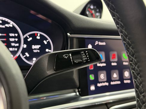 Certified 2022 Porsche Panamera 4 Platinum Edition image 51