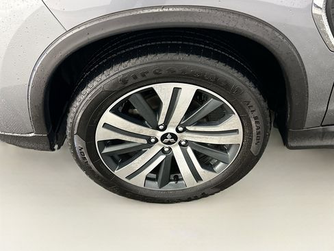 Used 2024 Mitsubishi Outlander Sport AWD image 11