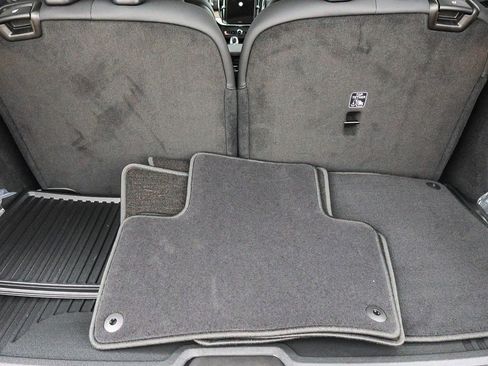 New 2026 Volvo XC90 B6 Plus w/ Protection Package image 26