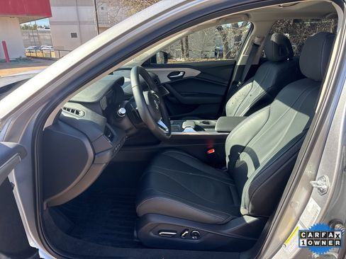 Certified 2025 Acura TLX w/ Technology Package image 12