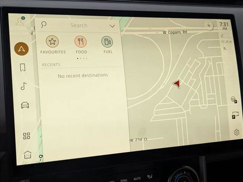 Used 2023 Land Rover Range Rover SE image 20