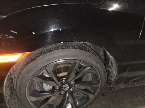 Used 2019 Honda Civic Sport image 11