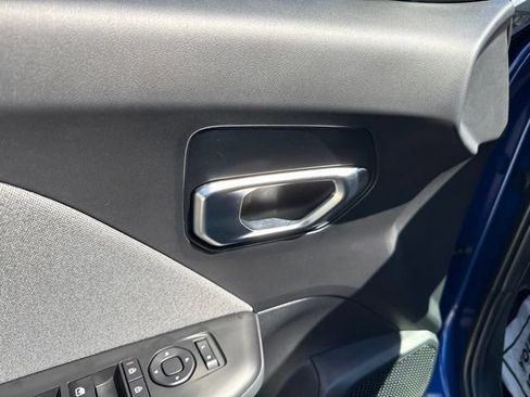 Used 2025 Kia K4 EX FWD image 23