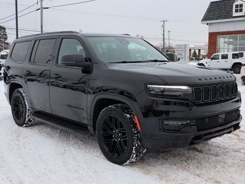 Used 2024 Jeep Wagoneer Series II w/ Convenience Group I image 3