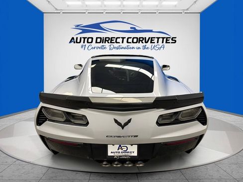 Used 2019 Chevrolet Corvette Z06 RWD image 12