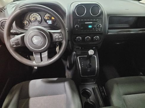 Used 2015 Jeep Patriot Sport AWD/4WD image 22