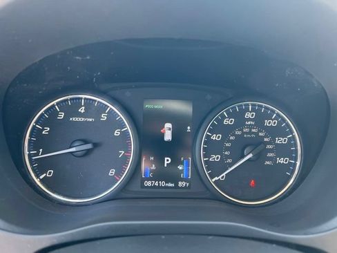 Used 2020 Mitsubishi Outlander ES FWD image 11