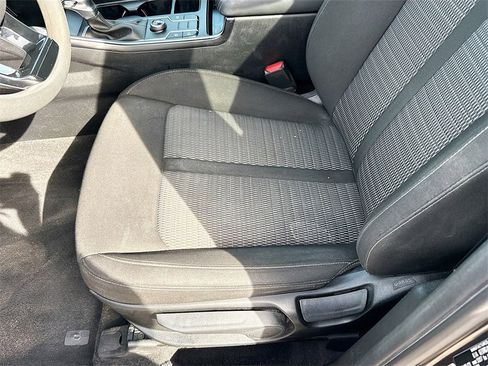 Used 2023 Kia Sorento LX image 19