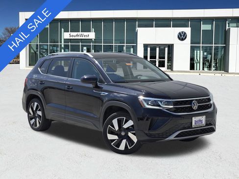 New 2024 Volkswagen Taos SEL image 1