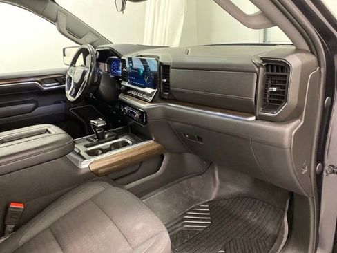 Used 2022 Chevrolet Silverado 1500 RST w/ Z71 Off-Road Package image 33