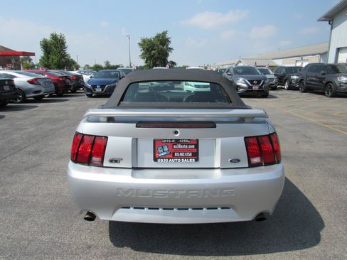 Used 2001 Ford Mustang GT RWD image 13