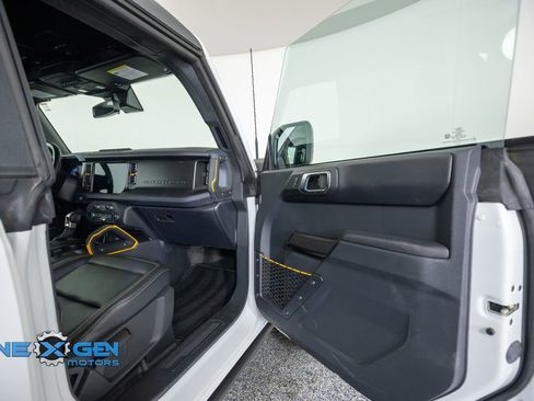 Used 2024 Ford Bronco Badlands AWD/4WD image 42