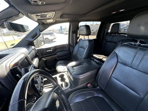 Used 2021 Chevrolet Silverado 3500 High Country image 20