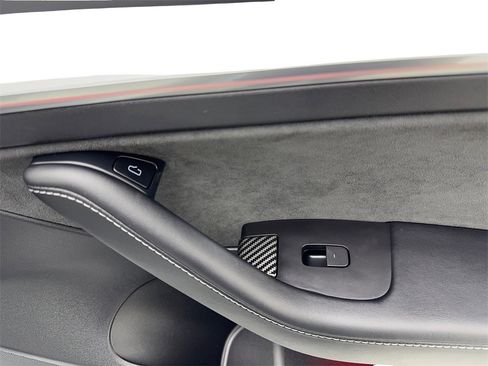 Used 2021 Tesla Model 3 Performance image 48