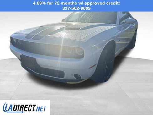 Used 2016 Dodge Challenger R/T w/ Blacktop Package image 5