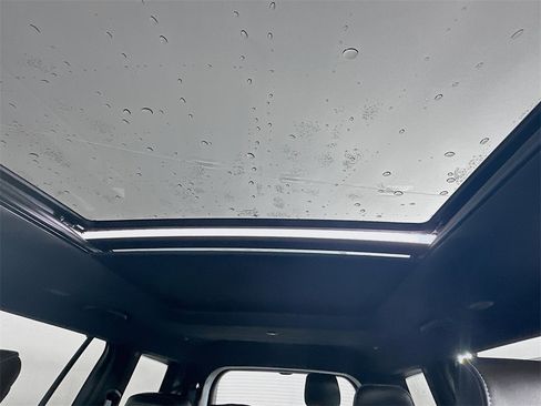 New 2025 Jeep Grand Cherokee L Overland w/ Luxury Tech Group IV image 14