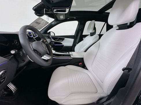 New 2026 Mercedes-Benz GLC 300 image 23