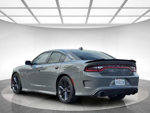 Used 2019 Dodge Charger Scat Pack w/ Plus Group RWD image 6