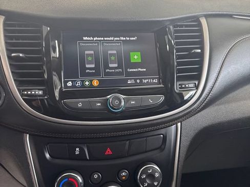 Used 2019 Chevrolet Trax LT w/ Driver Confidence Package FWD image 14