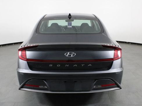Certified 2022 Hyundai Sonata SE w/ Cargo Package FWD image 11