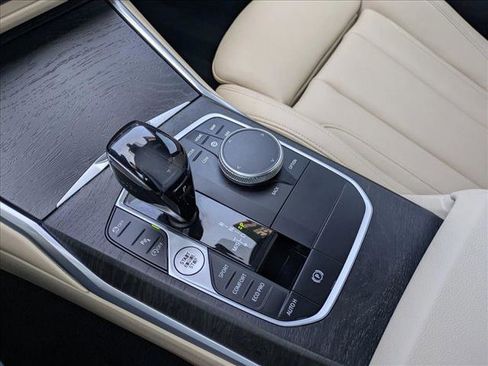 Used 2019 BMW 330i Sedan w/ Convenience Package RWD image 12