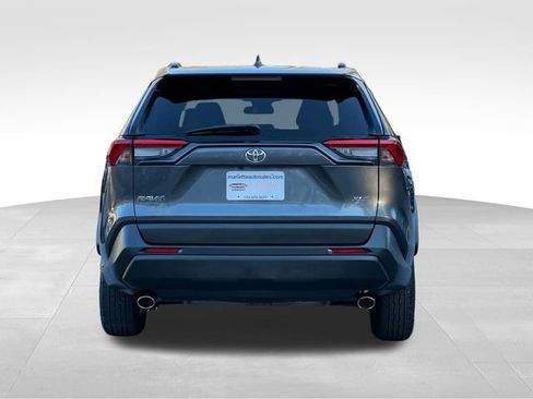 Used 2020 Toyota RAV4 XLE image 4