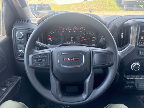 New 2026 GMC Sierra 1500 Pro w/ Pro Value Package AWD/4WD image 17