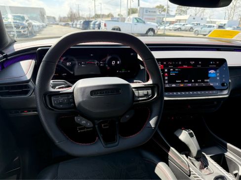 Used 2024 Dodge Charger Scat Pack w/ Plus Group image 18