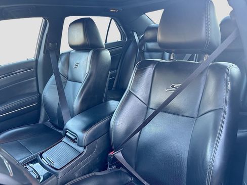 Used 2023 Chrysler 300 S w/ Comfort Group image 22