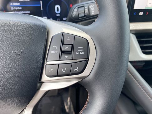 New 2026 Ford Explorer Active image 31