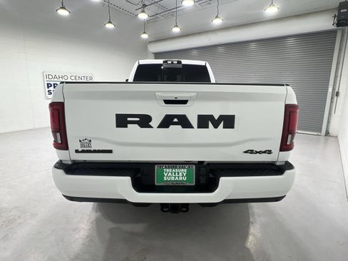 Used 2025 RAM 2500 Laramie AWD/4WD image 7