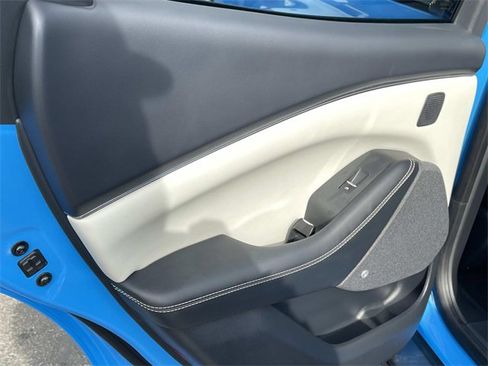 Certified 2022 Ford Mustang Mach-E Premium image 24