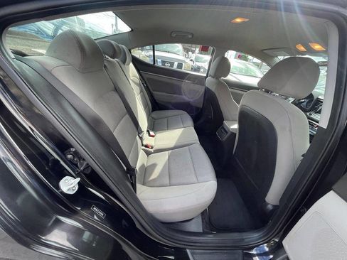 Used 2018 Hyundai Elantra SEL FWD image 7