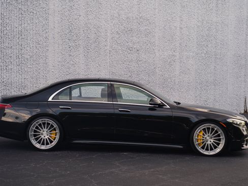 Used 2021 Mercedes-Benz S 580 4MATIC Sedan image 6