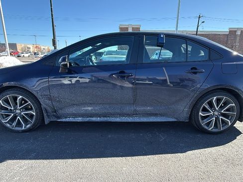 Certified 2022 Toyota Corolla SE w/ SE Premium Package image 4