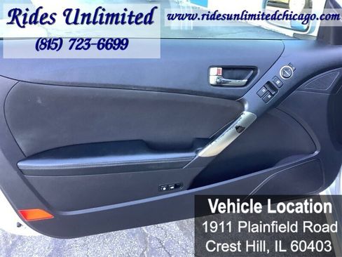 Used 2014 Hyundai Genesis 2.0T image 10