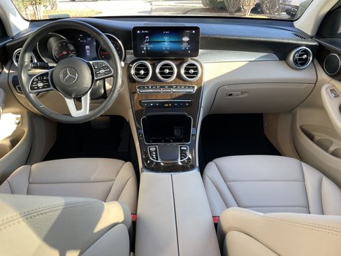Certified 2022 Mercedes-Benz GLC 300 image 26