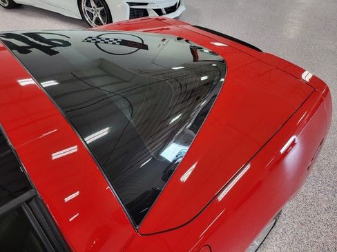 Used 2006 Chevrolet Corvette Coupe RWD image 8