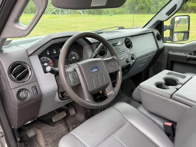 Used 2015 Ford F250 XL w/ Power Equipment Group AWD/4WD image 17