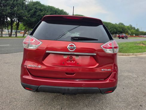 Used 2016 Nissan Rogue SV AWD/4WD image 8