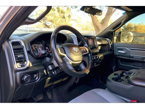 Used 2021 RAM 2500 Big Horn image 16