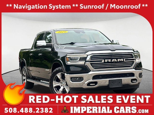 Used 2019 RAM 1500 Laramie AWD/4WD image 1