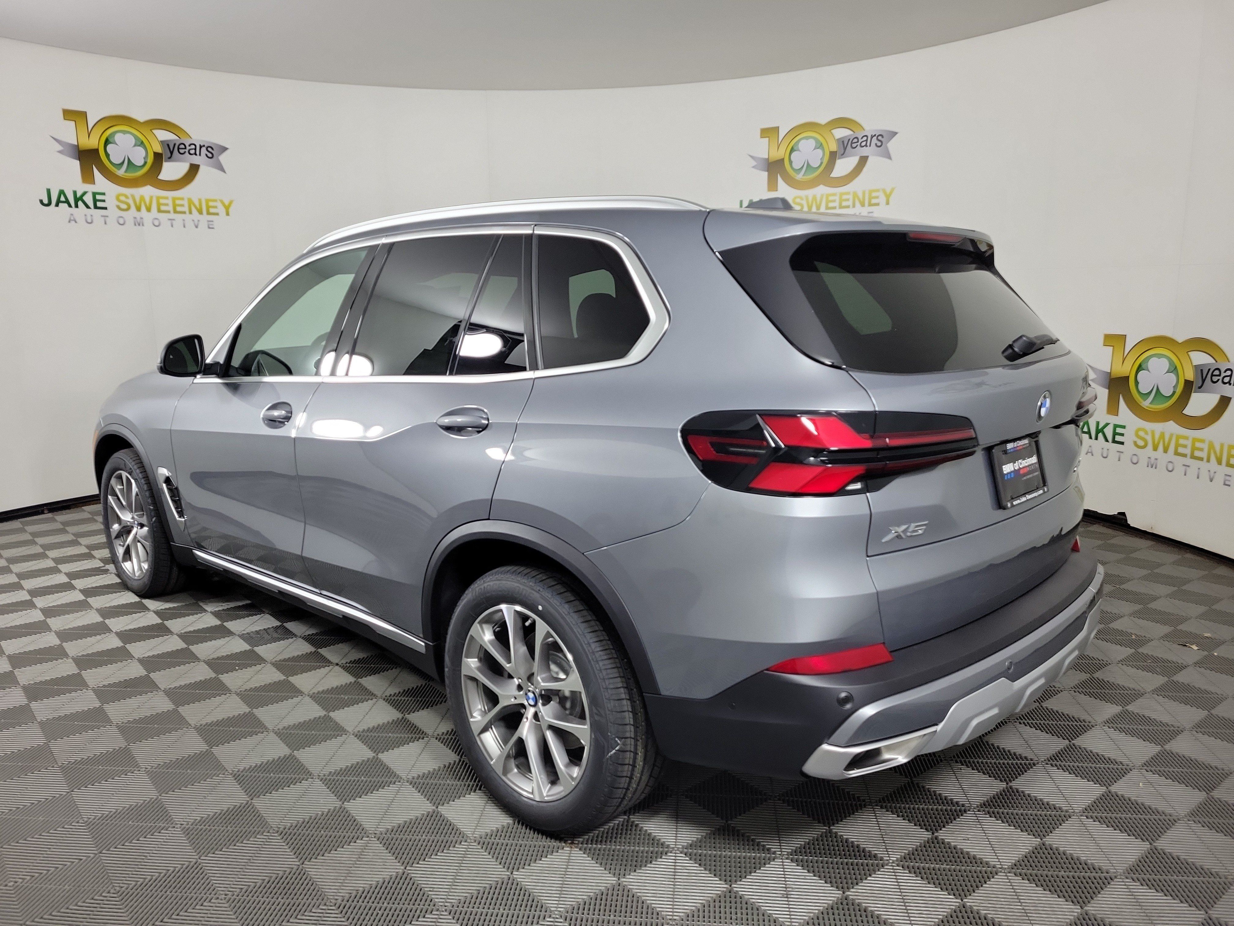 Certified 2026 BMW X5 xDrive40i w/ Premium Package AWD/4WD image 5